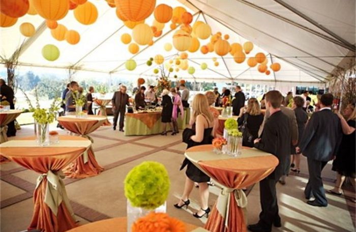 Cocktail Styled Receptions Vs Traditional Receptions XPLOSIVE 